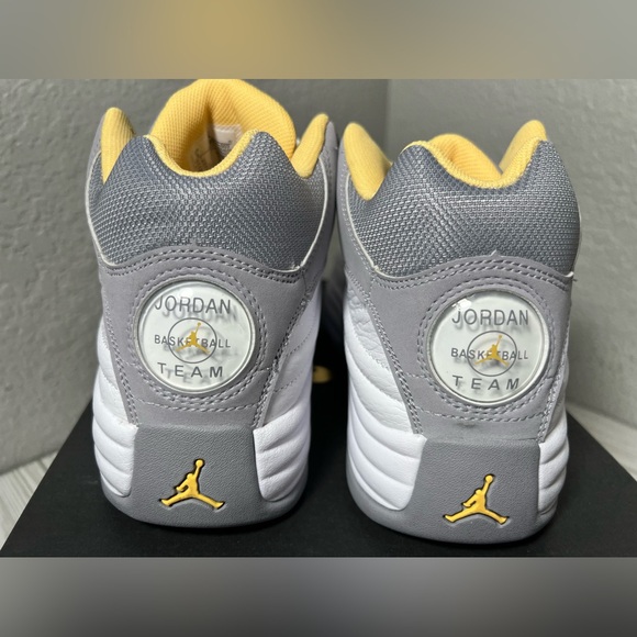Nike Jordan Jumpman Team 1 Cement Grey Topaz Gold White sneakers shoe men’s 8 - Picture 4 of 12